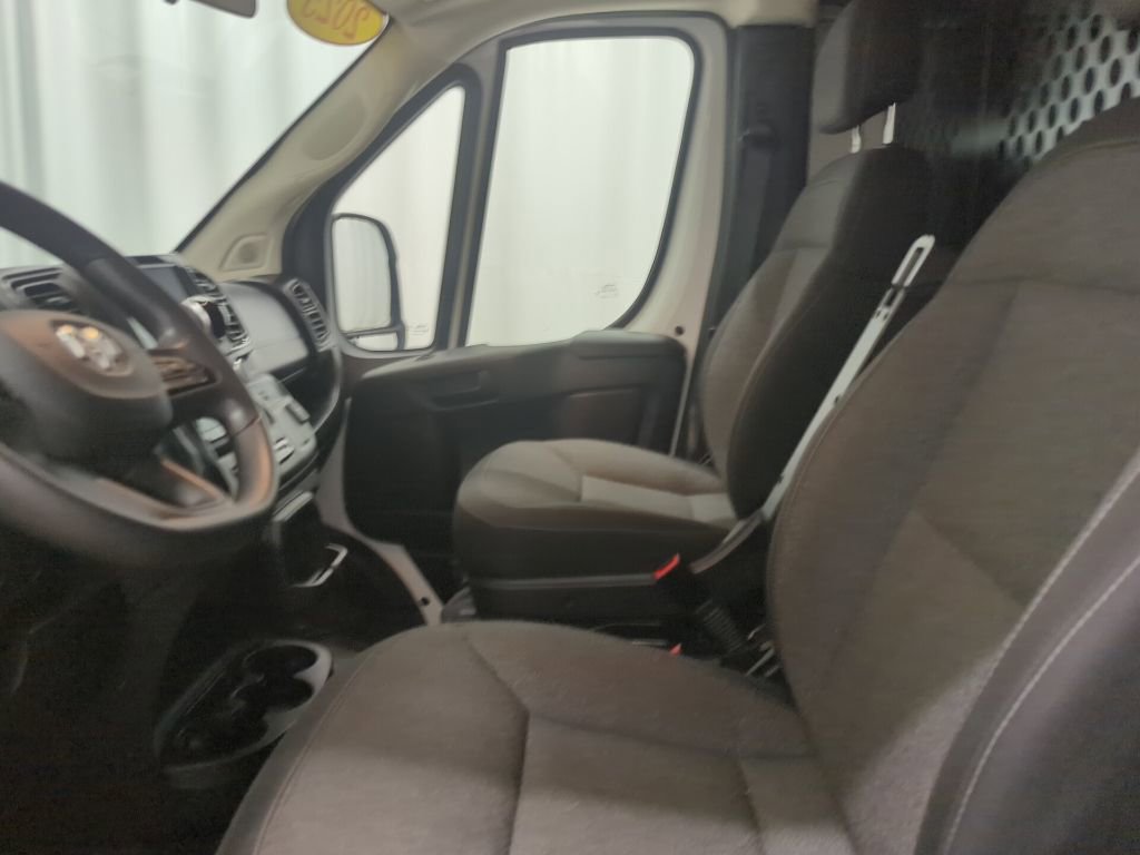 Used 2025 RAM ProMaster 2500 w/ U-Haul Equipment Group FWD image 16
