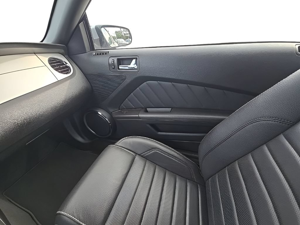 Used 2012 Ford Mustang Premium RWD image 24