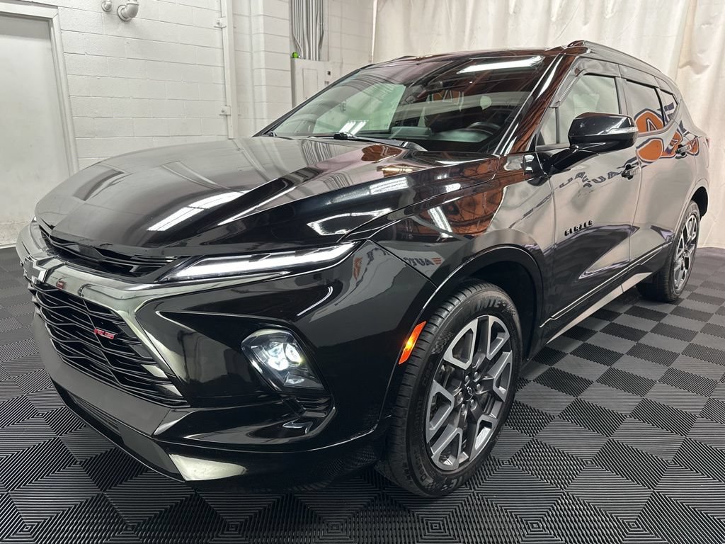 Used 2024 Chevrolet Blazer RS AWD/4WD image 3