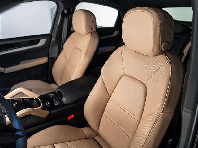 New 2026 Porsche Cayenne Coupe image 5