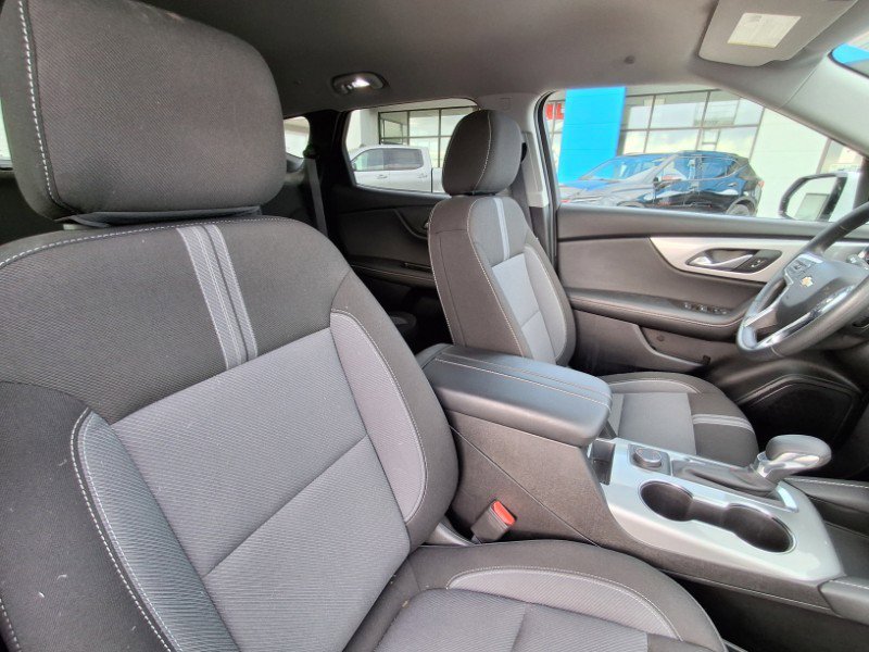 Used 2025 Chevrolet Blazer LT image 15