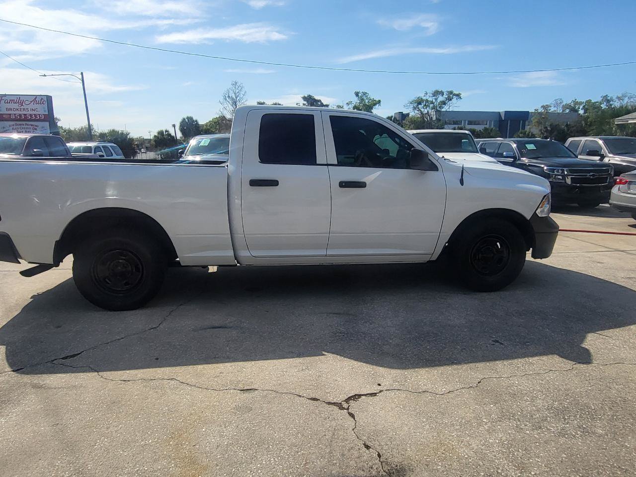 Used 2017 RAM 1500 Tradesman RWD image 11