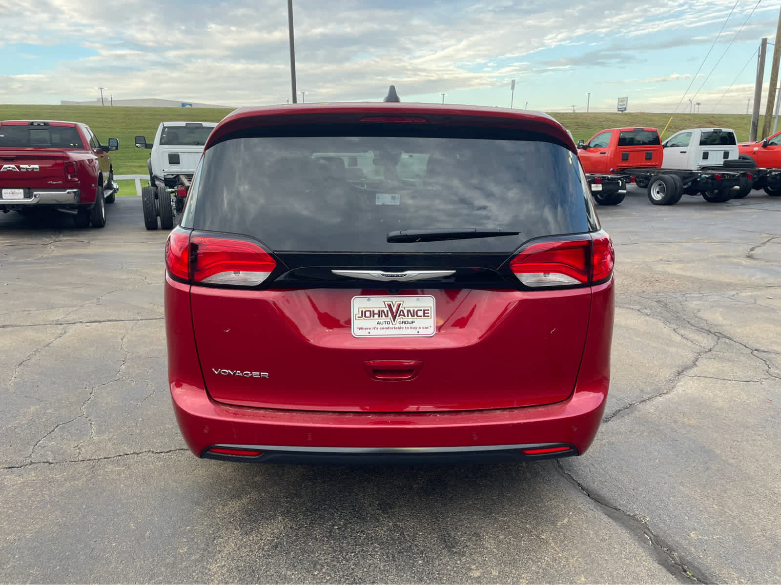 New 2026 Chrysler Voyager LX image 6