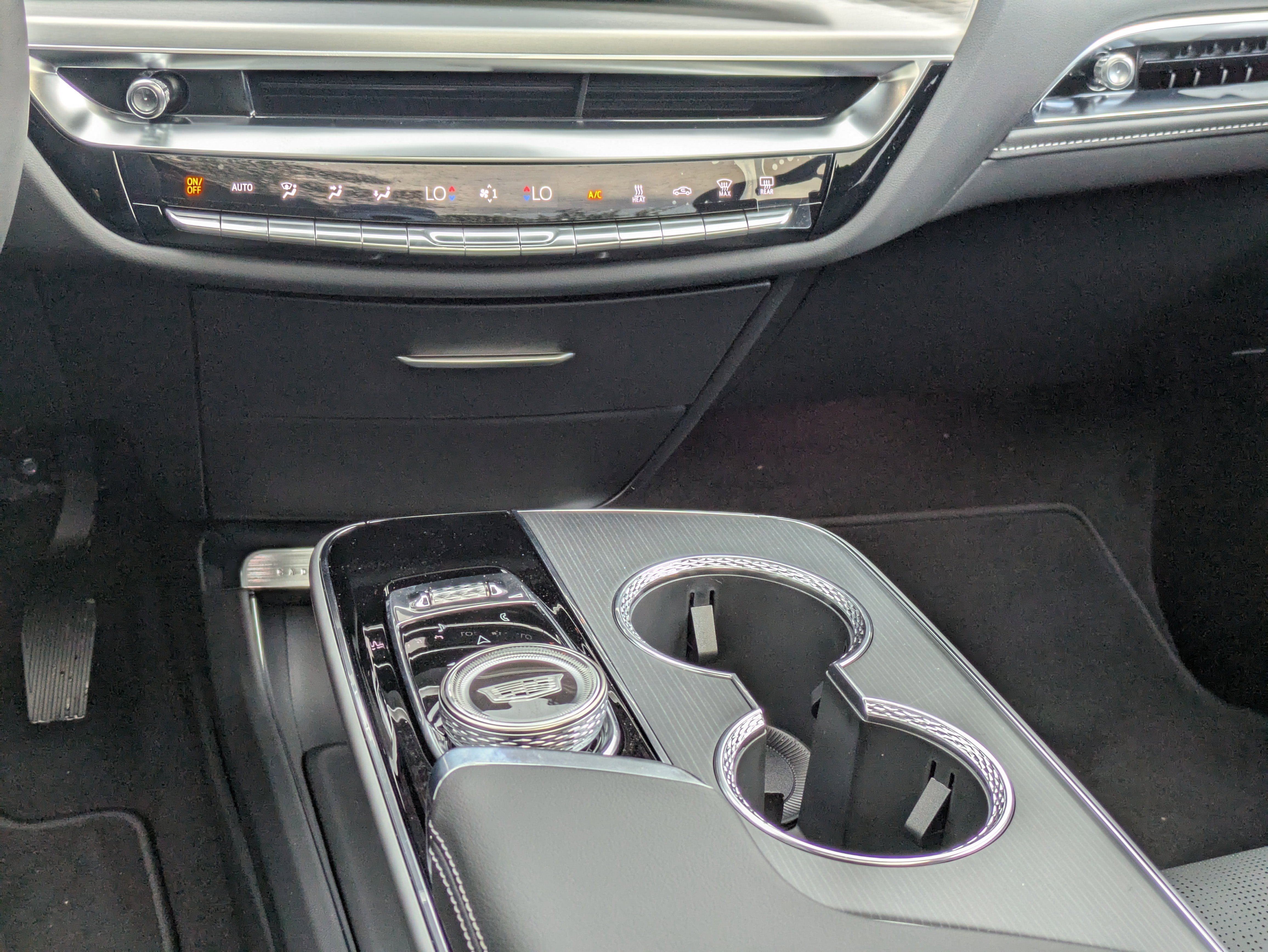 New 2025 Cadillac Lyriq Luxury image 13