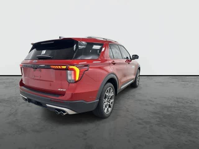 Used 2025 Ford Explorer Platinum w/ Ultimate Package AWD/4WD image 3
