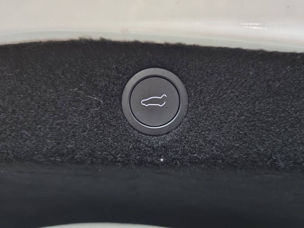 Used 2024 Tesla Model 3 Standard Range RWD image 16