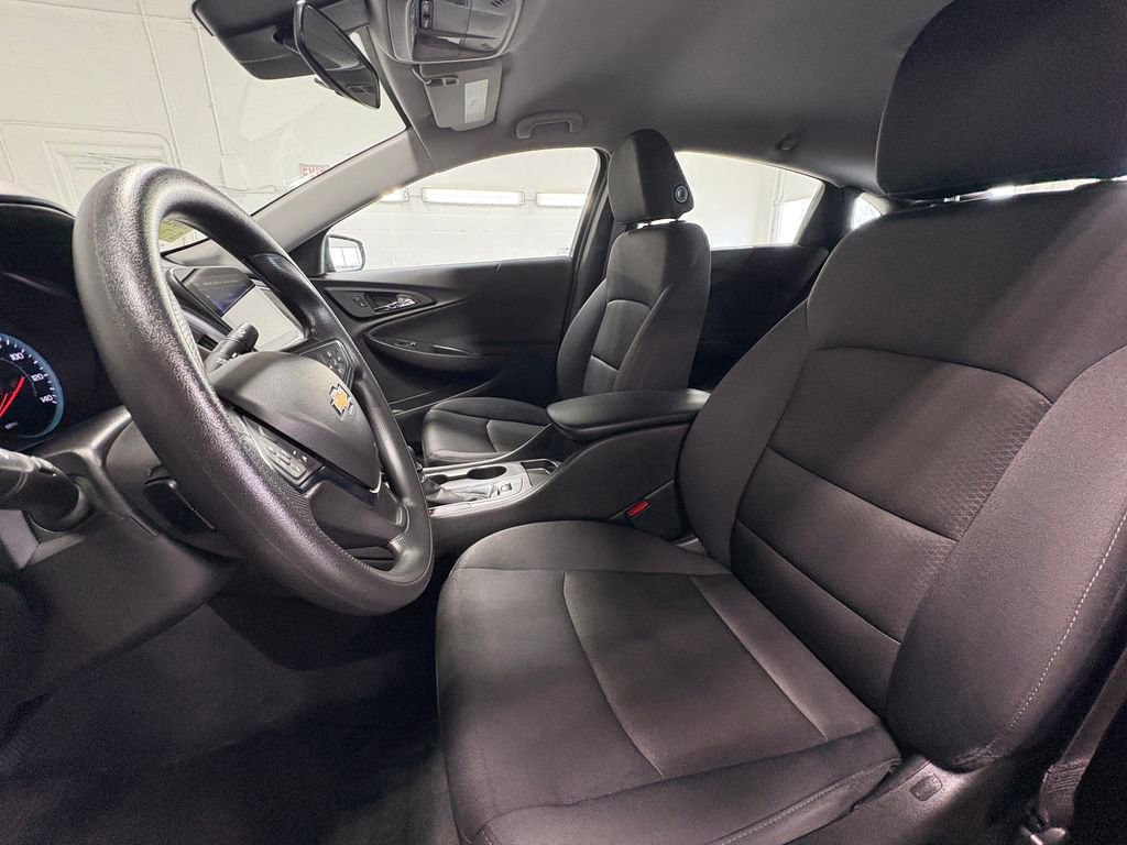 Used 2024 Chevrolet Malibu LS w/ Driver Confidence Package FWD image 15