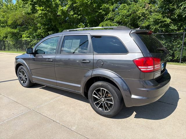 Used 2018 Dodge Journey SE w/ Popular Equipment Group FWD image 3