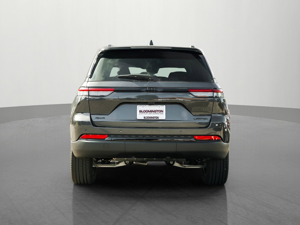 New 2025 Jeep Grand Cherokee Limited w/ Black Appearance Package image 4