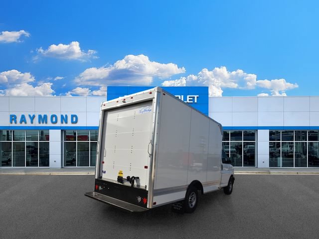 New 2026 Chevrolet Express 3500 w/ Power Convenience Package RWD image 4