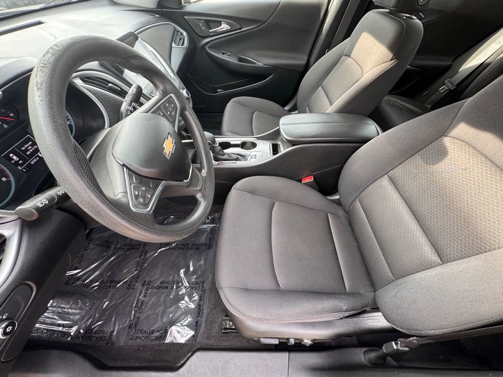 Used 2022 Chevrolet Malibu LT FWD image 9