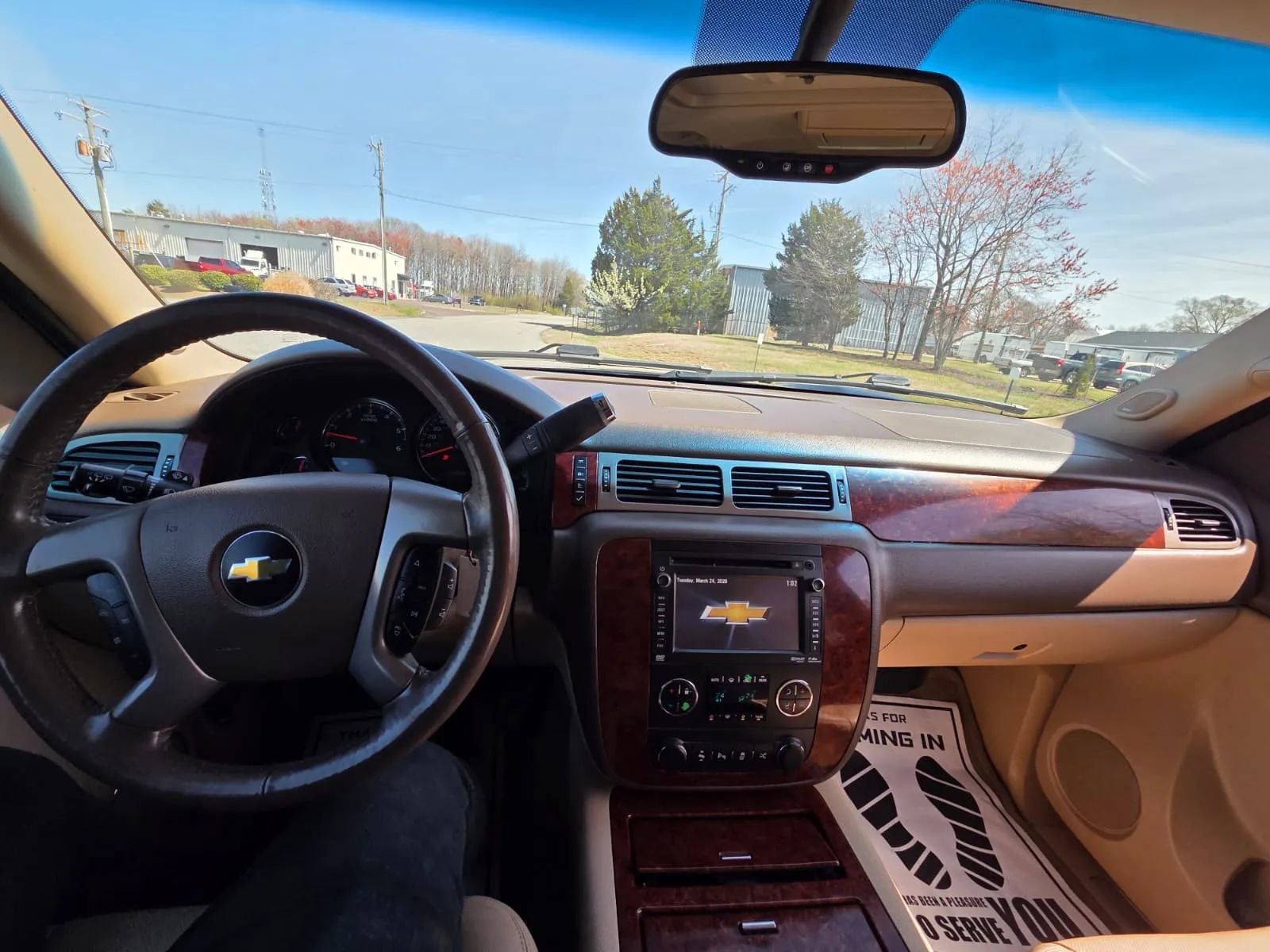 Used 2013 Chevrolet Suburban LTZ AWD/4WD image 11