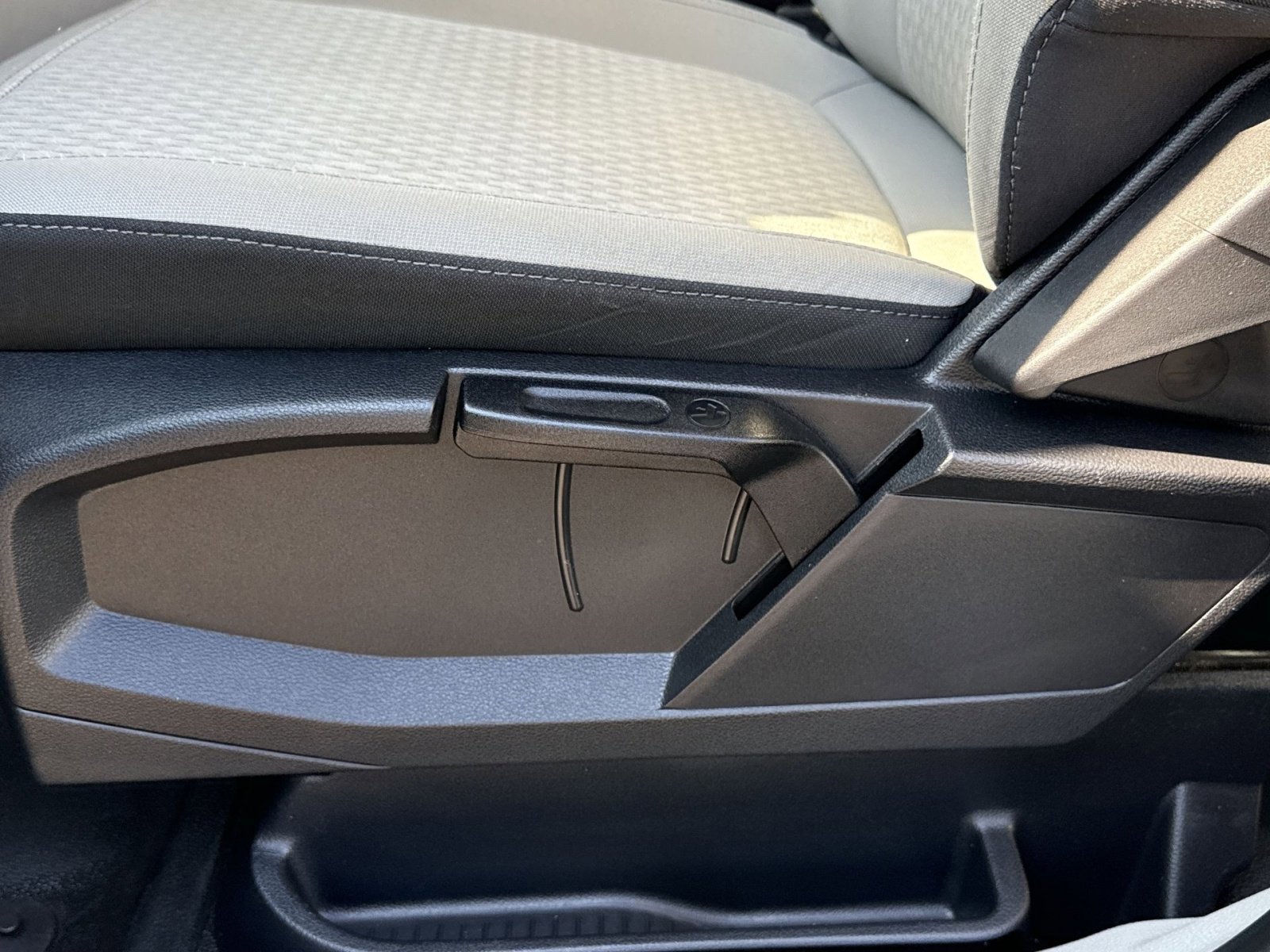 Used 2022 Ford Transit Connect XLT FWD image 14