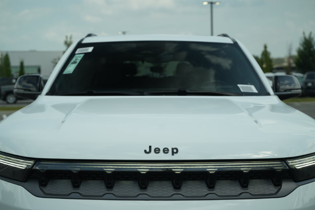 New 2026 Jeep Grand Wagoneer Limited AWD/4WD image 46