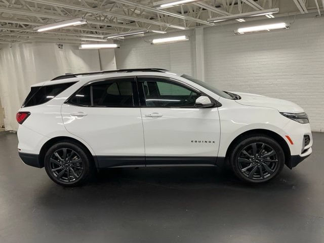 Used 2024 Chevrolet Equinox RS w/ RS Leather Package AWD/4WD image 6