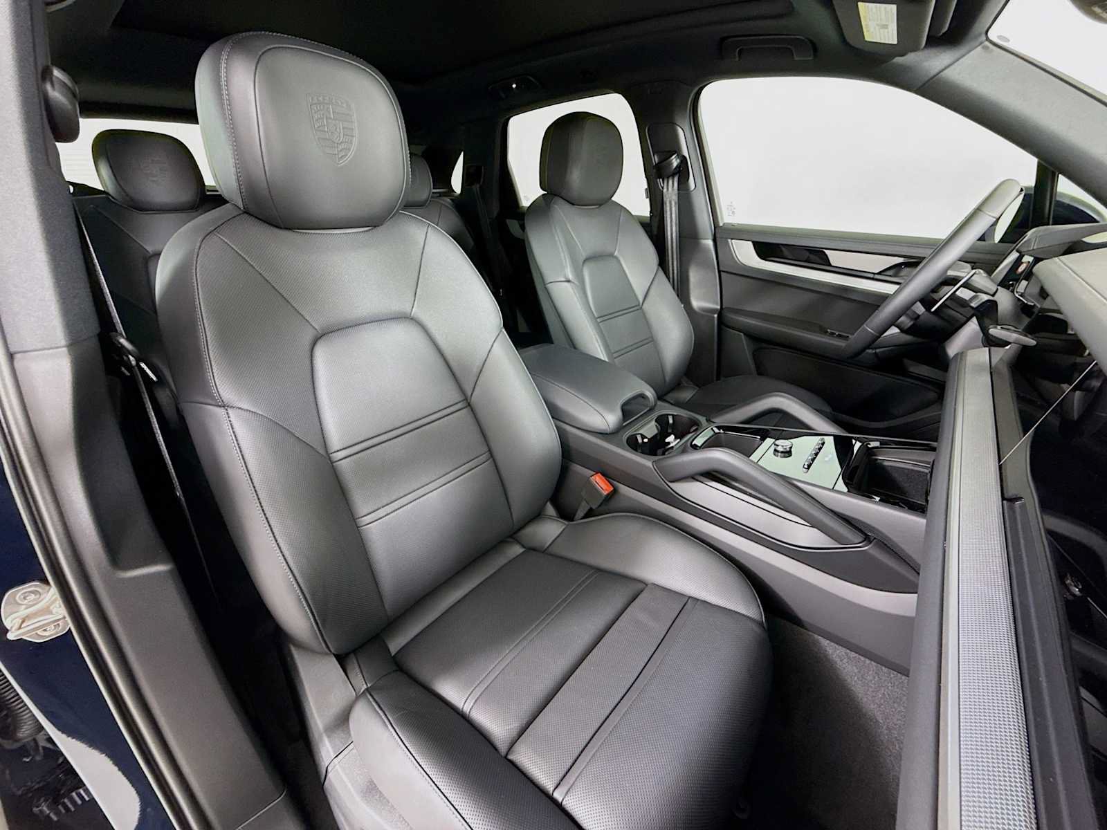 New 2026 Porsche Cayenne AWD/4WD image 29