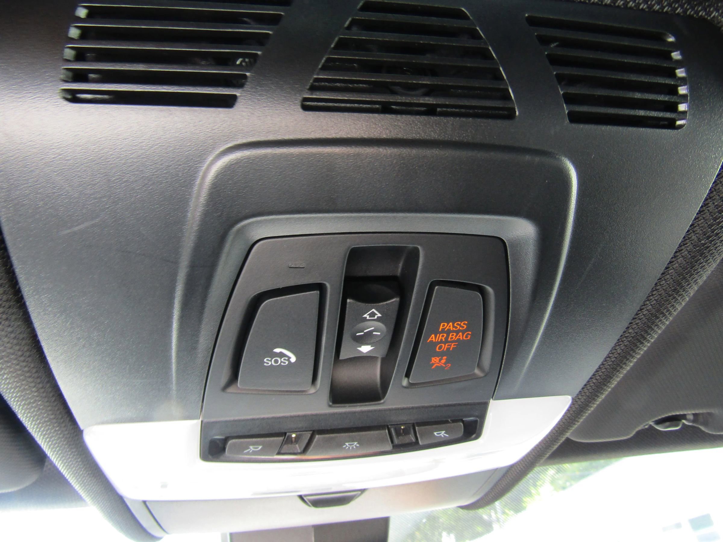 Used 2017 BMW X6 xDrive50i image 36