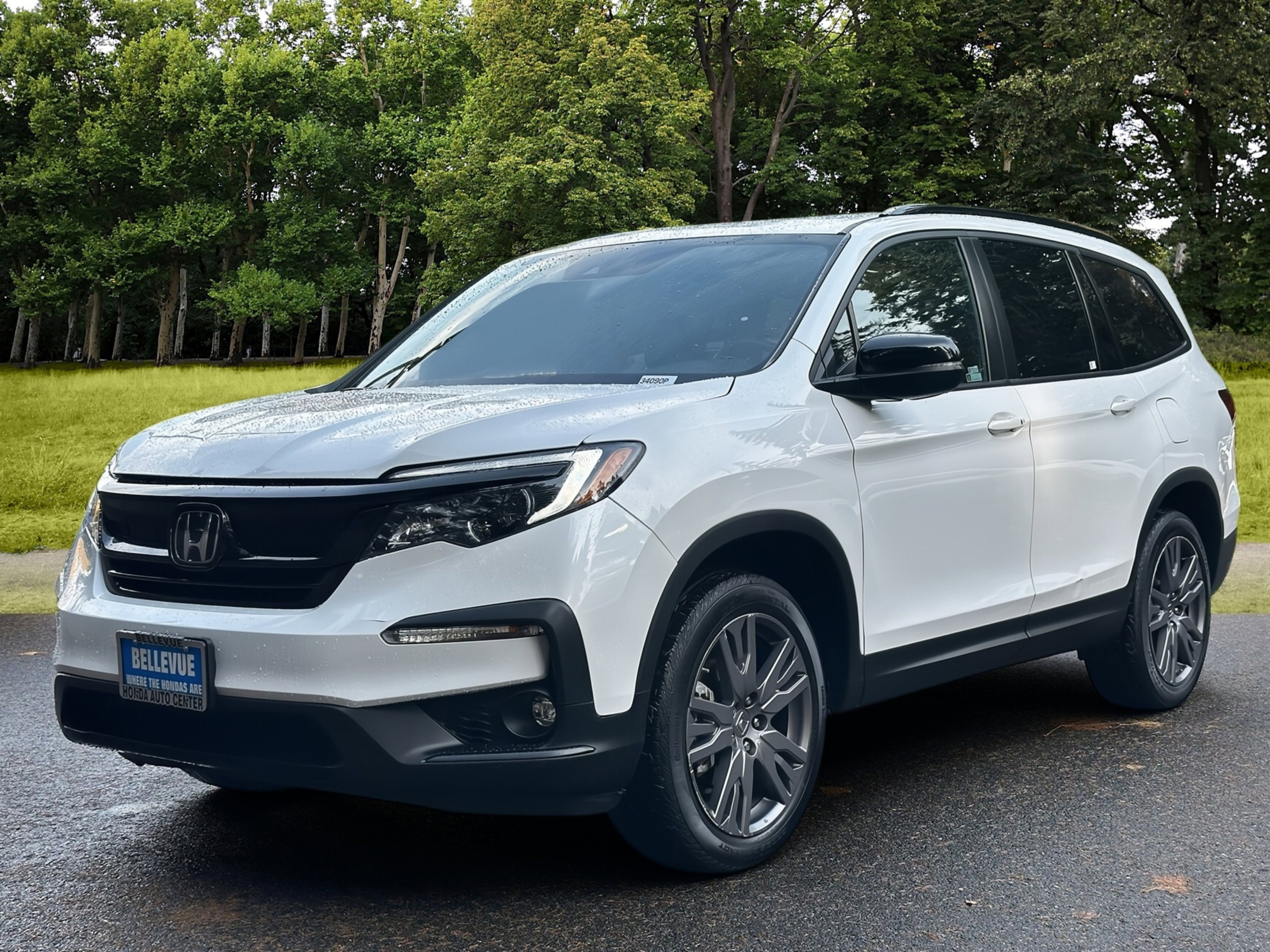 Used 2022 Honda Pilot Sport image 3