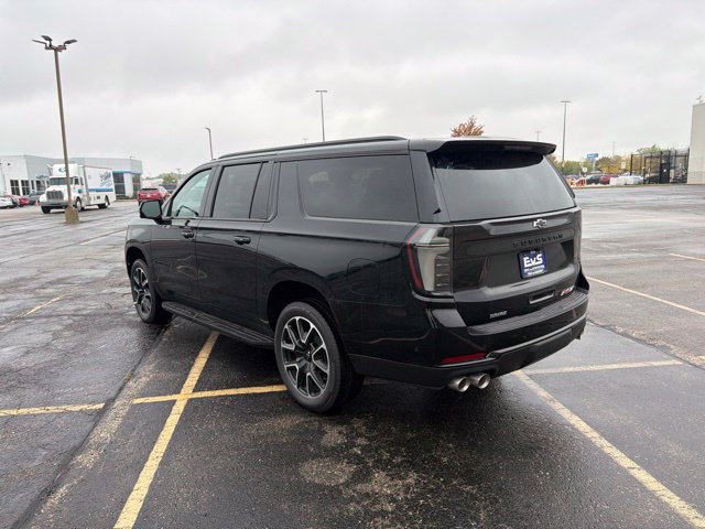 New 2026 Chevrolet Suburban RST w/ RST Capability Package AWD/4WD image 7