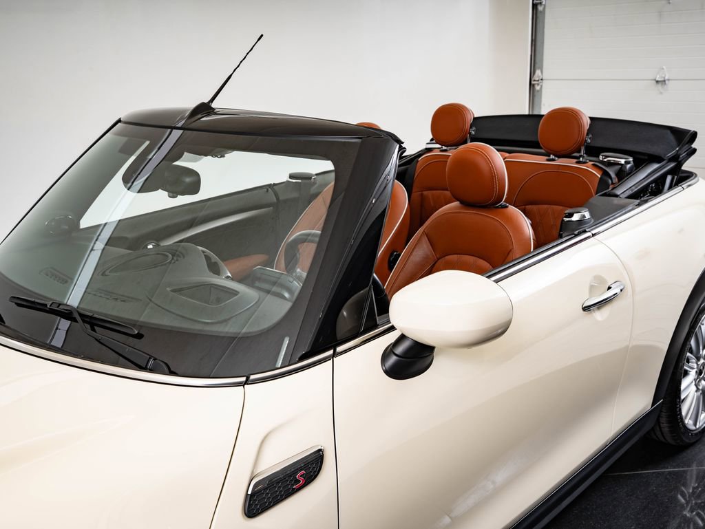 Used 2022 MINI Cooper S w/ Driver Assistance Package FWD image 21