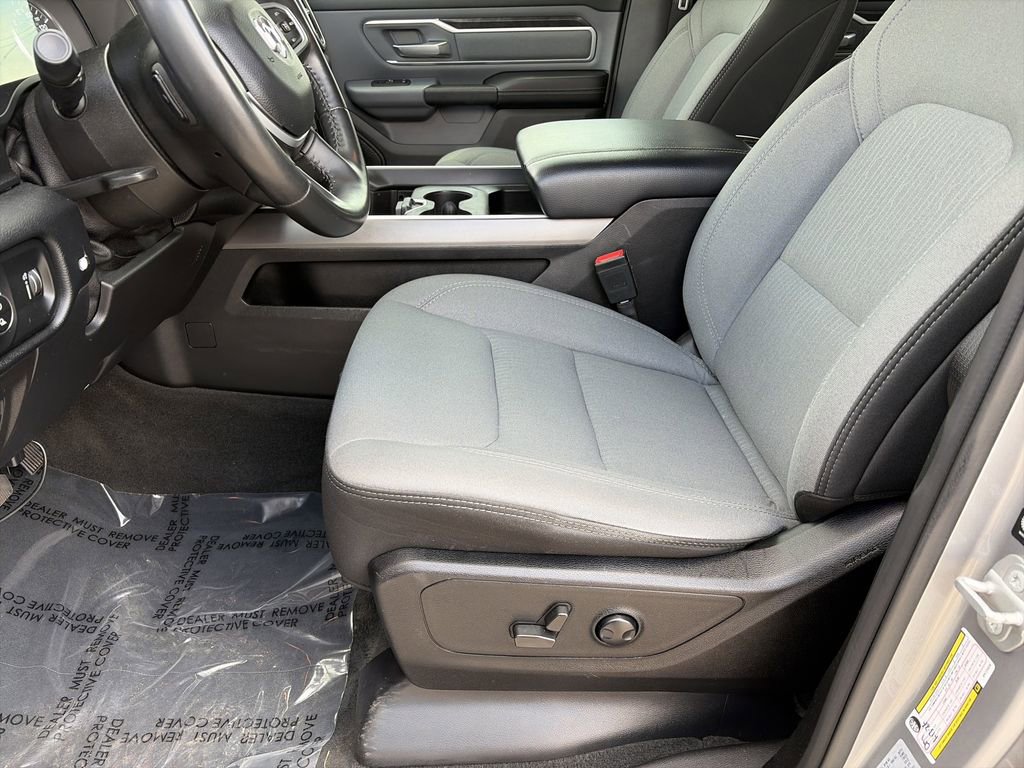 Used 2022 RAM 1500 Big Horn RWD image 21