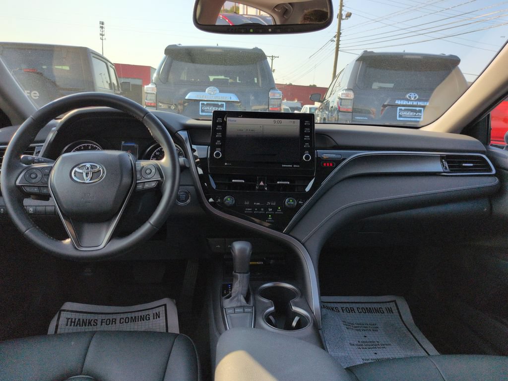 Used 2024 Toyota Camry SE w/ Audio Upgrade Package FWD image 12