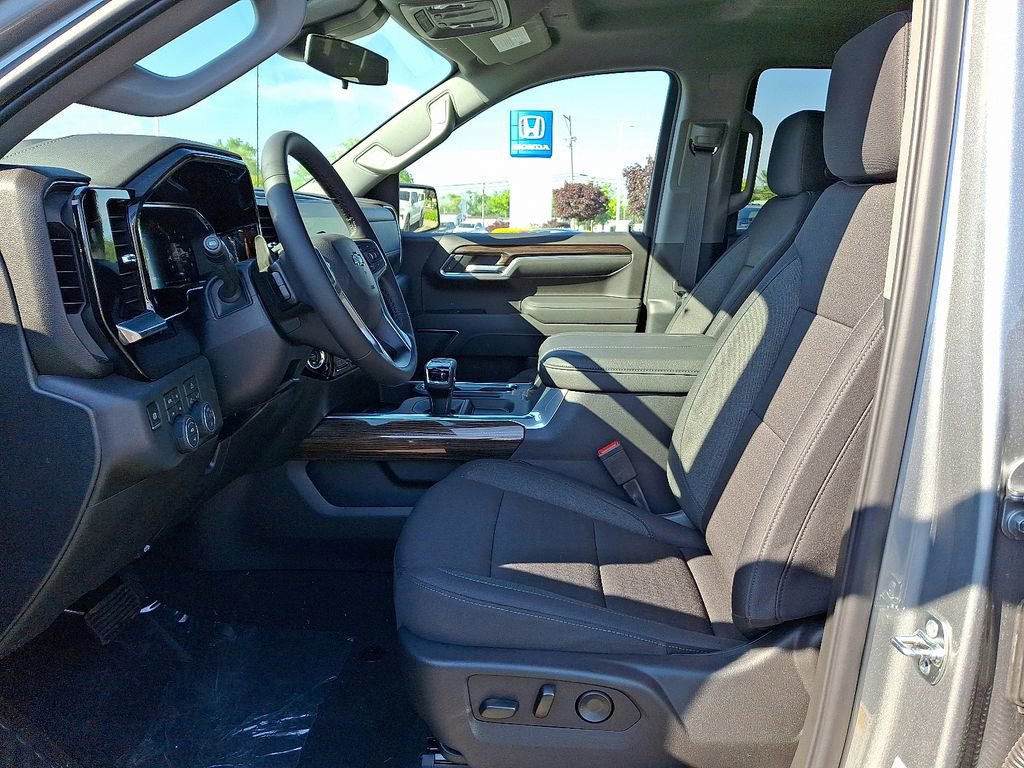 New 2026 Chevrolet Silverado 1500 RST AWD/4WD image 7
