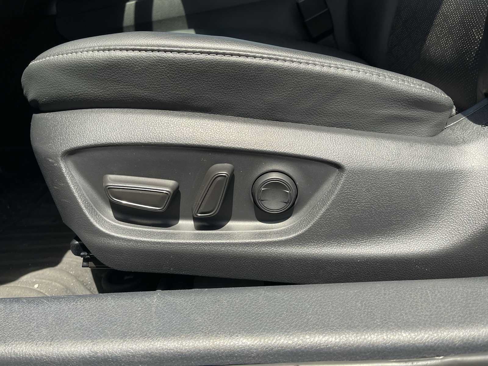 Used 2024 Toyota Camry XSE FWD image 14