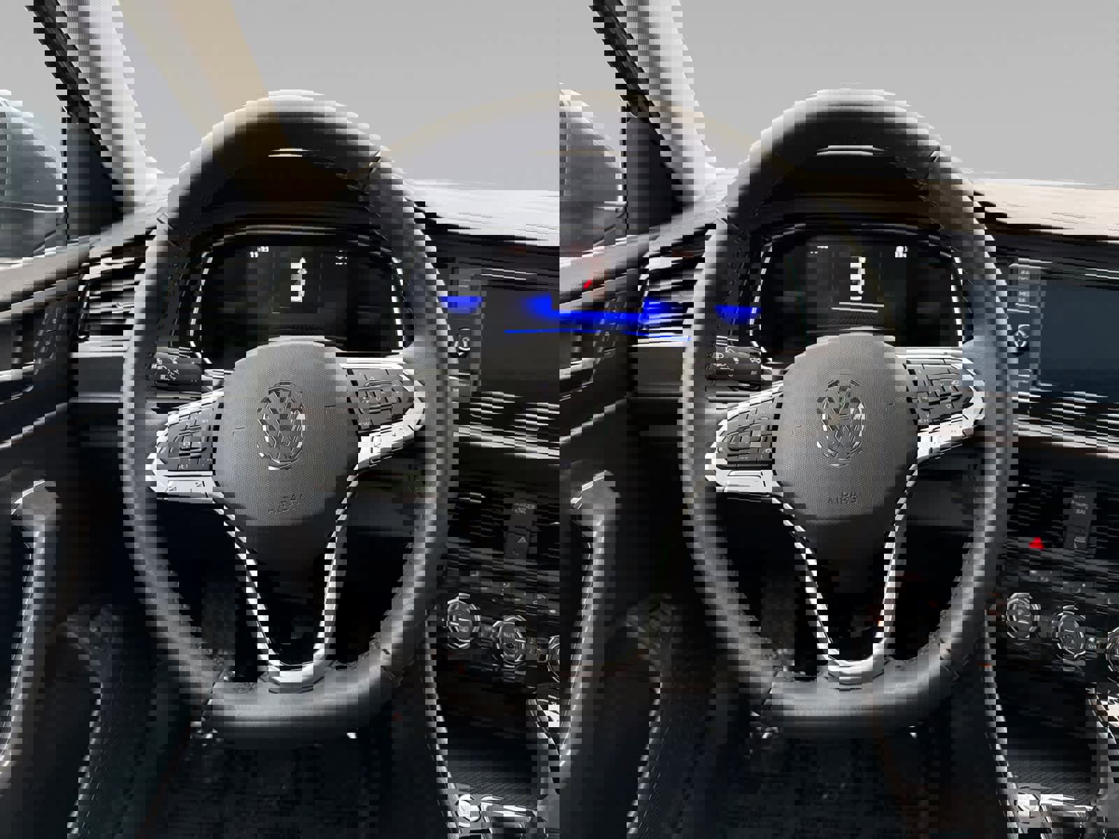 Used 2023 Volkswagen Jetta SE image 12