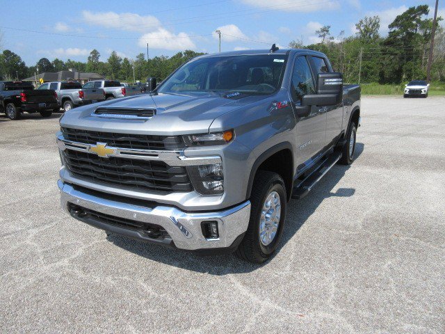 New 2025 Chevrolet Silverado 2500 LT image 2