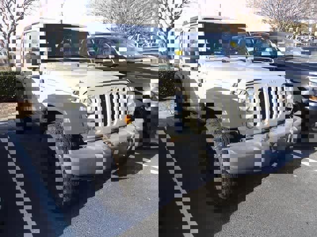 Used 2017 Jeep Wrangler Unlimited Sport w/ Trailer Tow Group image 3