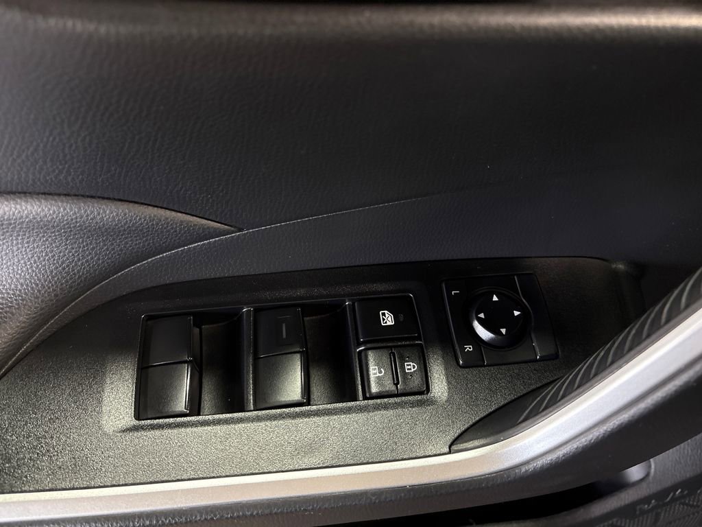 Used 2023 Toyota RAV4 LE image 17