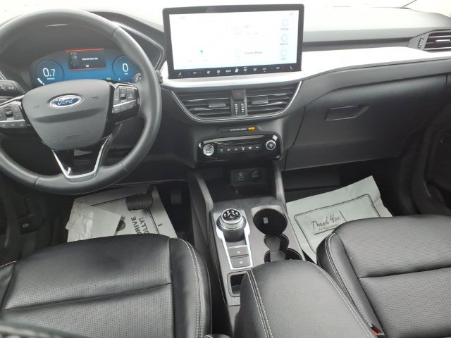Used 2023 Ford Escape Platinum AWD/4WD image 11