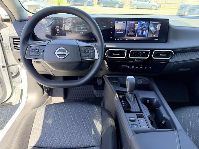 New 2026 Nissan Sentra SV w/ Floor Mat Package FWD image 17