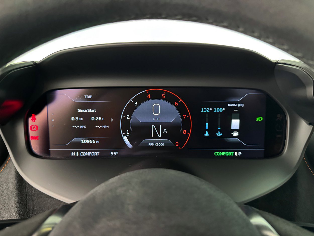 Used 2024 McLaren 750S image 26