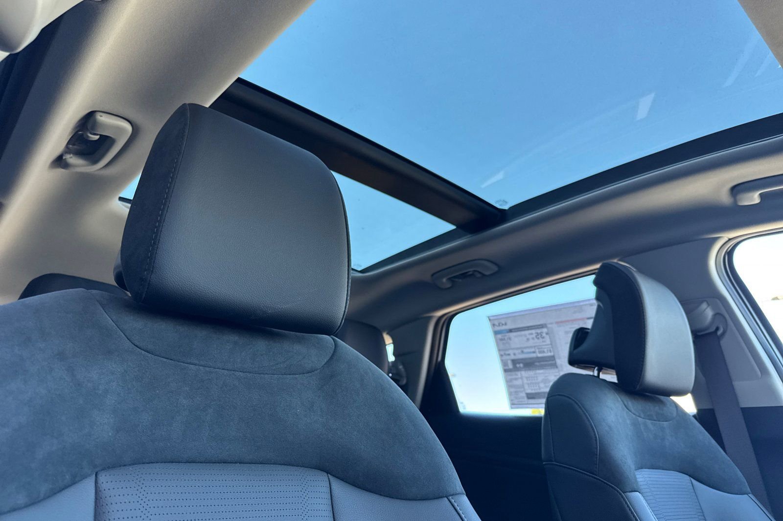 New 2026 Kia Sportage SX Prestige image 17