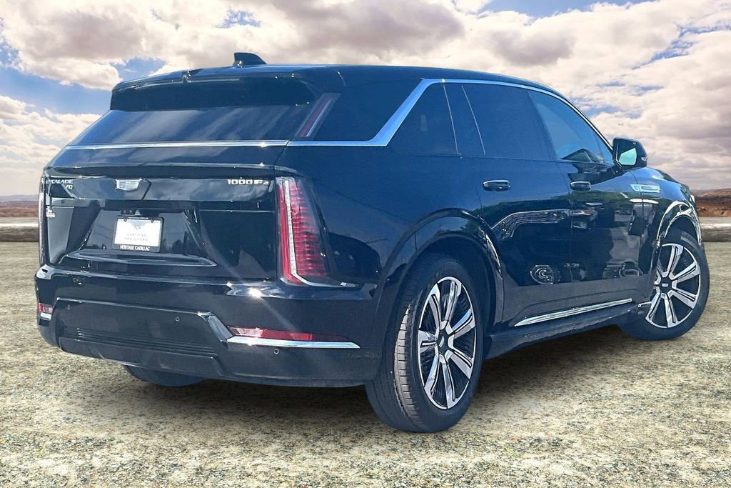 Used 2025 Cadillac Escalade IQ Luxury 2 w/ LPO, Premium Carpet Package AWD/4WD image 5
