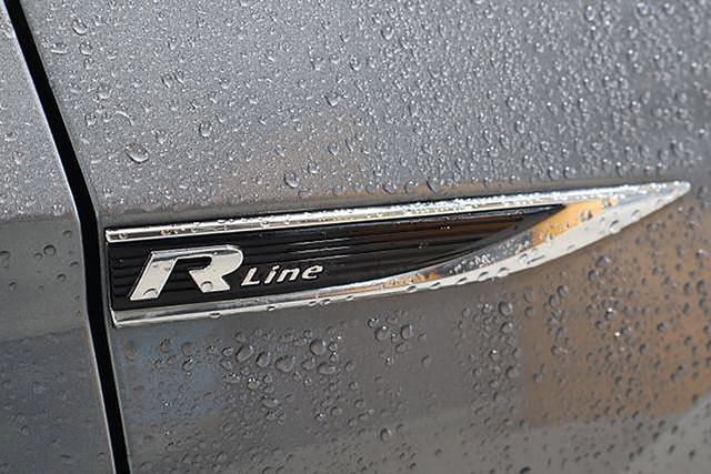 Used 2021 Volkswagen Jetta R-Line w/ R-Line Cold Weather Package FWD image 40