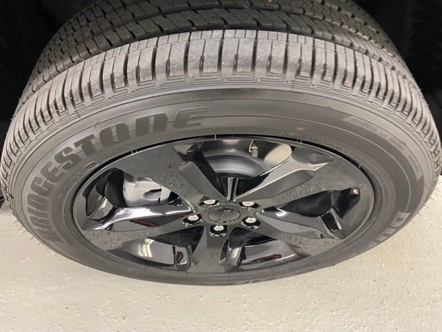 New 2025 Jeep Grand Cherokee L Altitude image 4