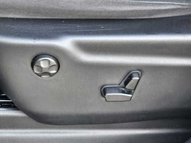 Used 2025 Dodge Durango GT RWD image 19