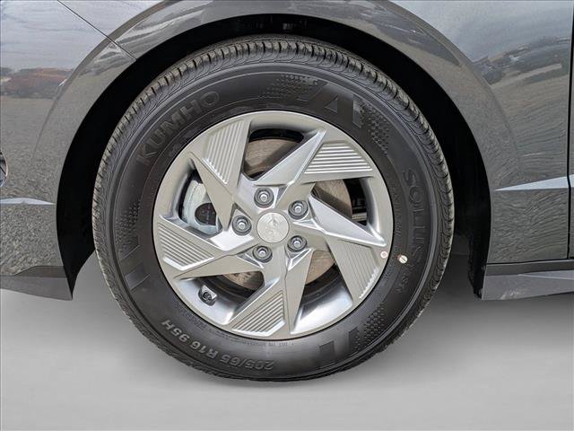 New 2026 Hyundai Sonata SE FWD image 10
