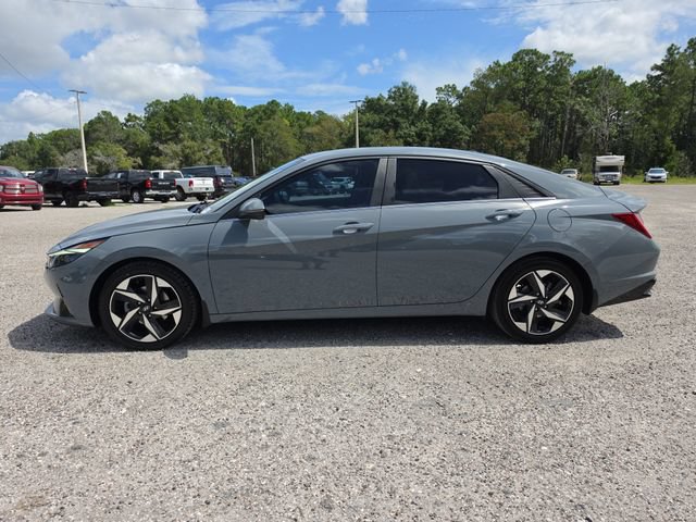 Used 2022 Hyundai Elantra Limited FWD image 6
