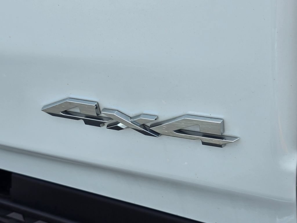 Used 2023 RAM 1500 Laramie AWD/4WD image 12