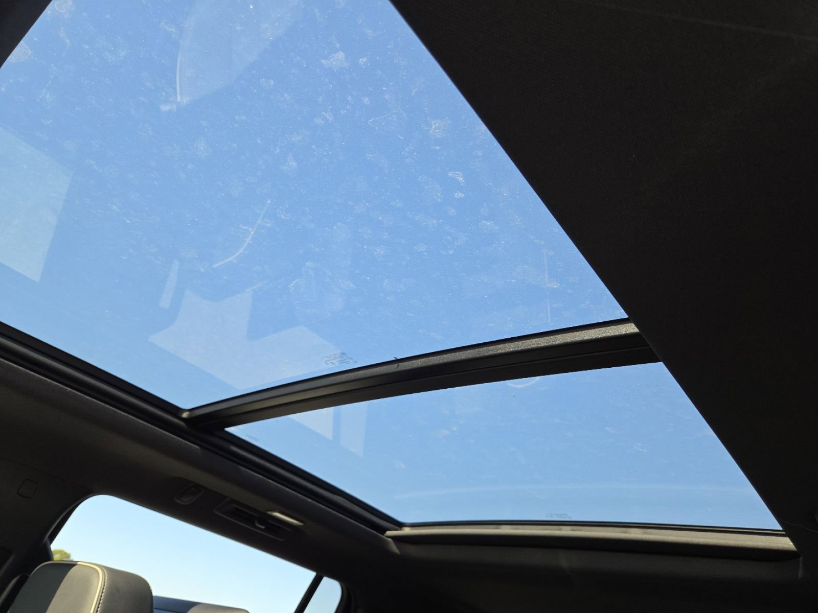 New 2026 GMC Yukon XL Elevation w/ Elevation Premium Package image 4