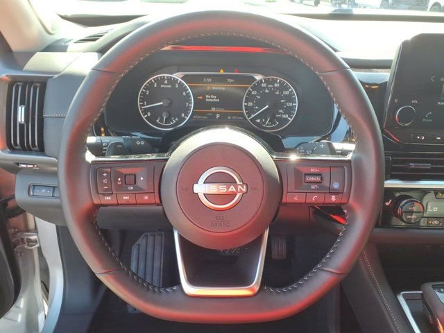 Used 2025 Nissan Pathfinder SL w/ SL Premium Package image 20