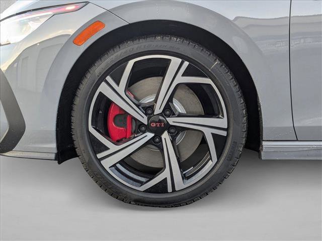 New 2026 Volkswagen Golf SE image 10