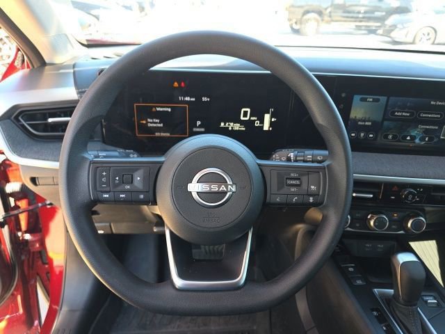 Used 2025 Nissan Kicks SV image 16