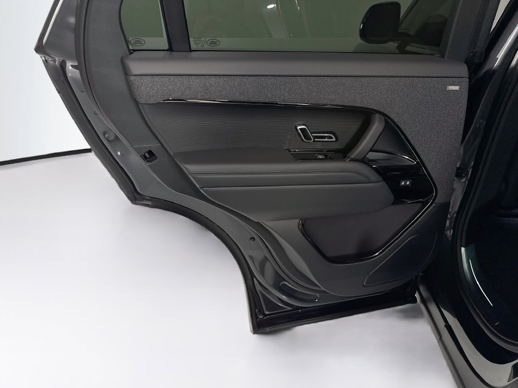 New 2026 Land Rover Range Rover Sport Dynamic SE AWD/4WD image 27