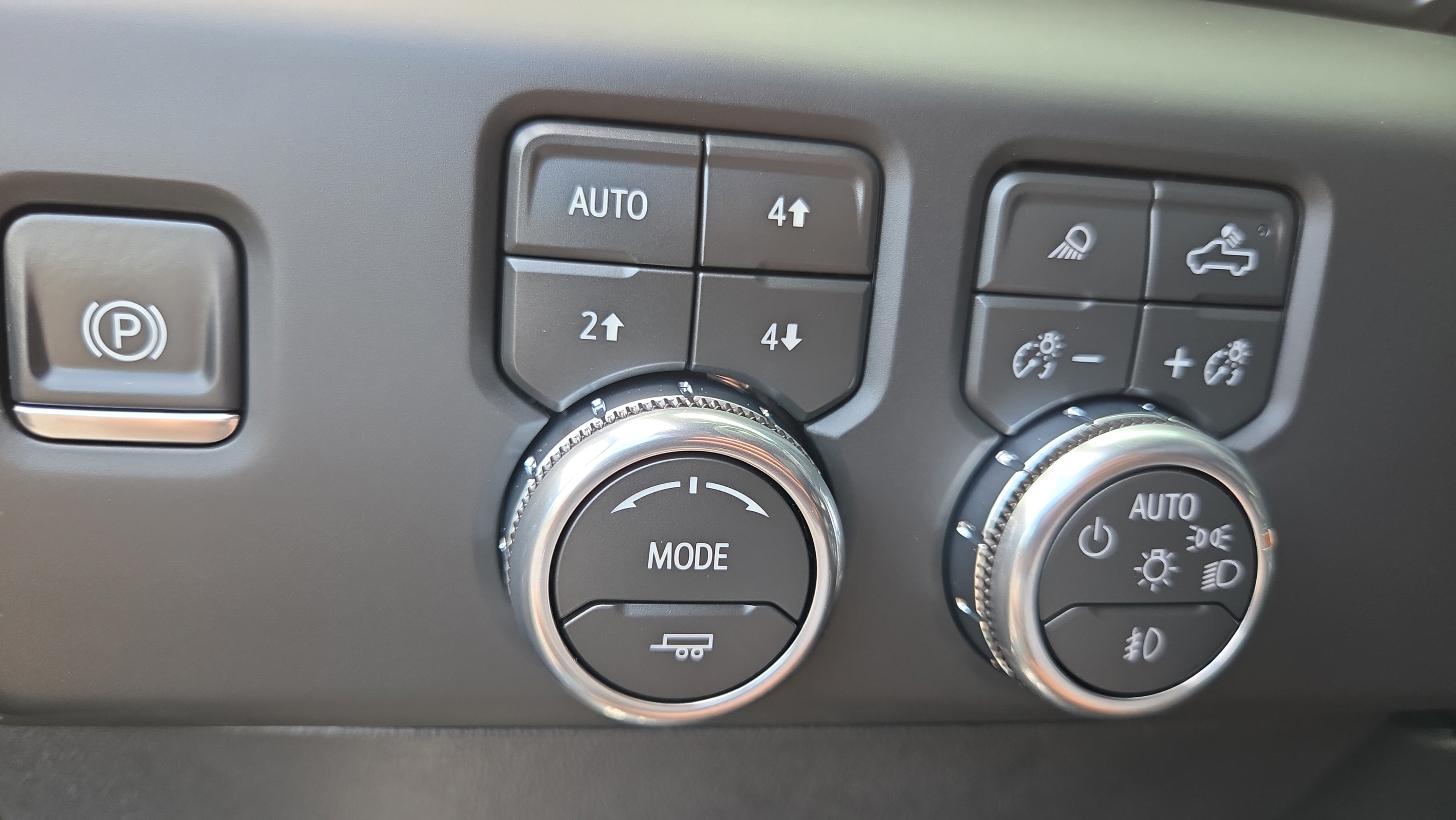 Certified 2026 GMC Sierra 1500 AT4X AWD/4WD image 26