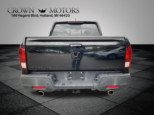 Used 2023 Honda Ridgeline Black Edition image 11